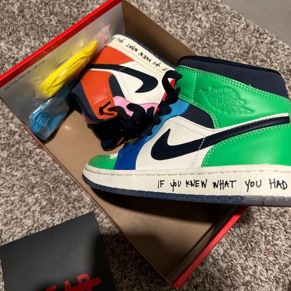 Melody Ehsani Shoes - MELODY EHSANI MID FEARLESS JORDAN 1